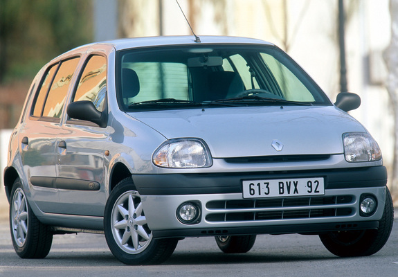 Images of Renault Clio 5-door 1998–2001