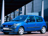 Images of Renault Clio 3-door 2001–05