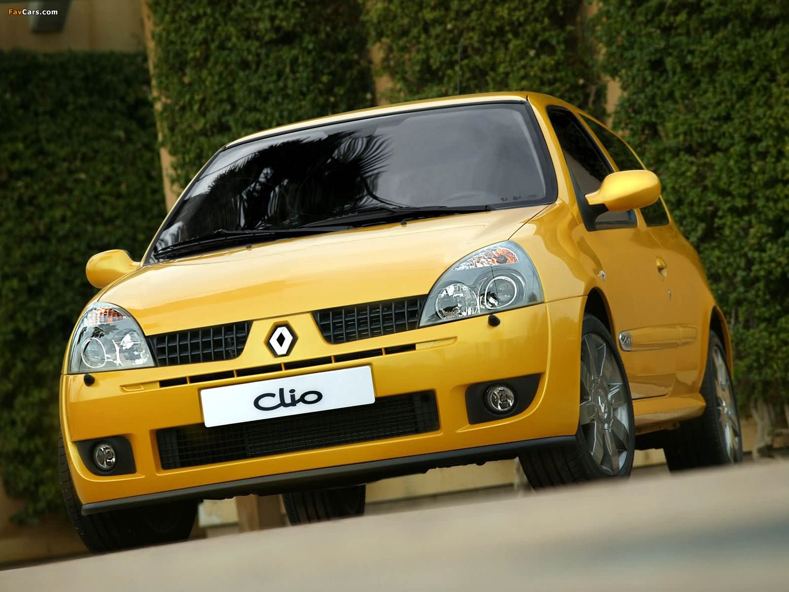 Images of Renault Clio RS 2002–05 (1600 x 1200)