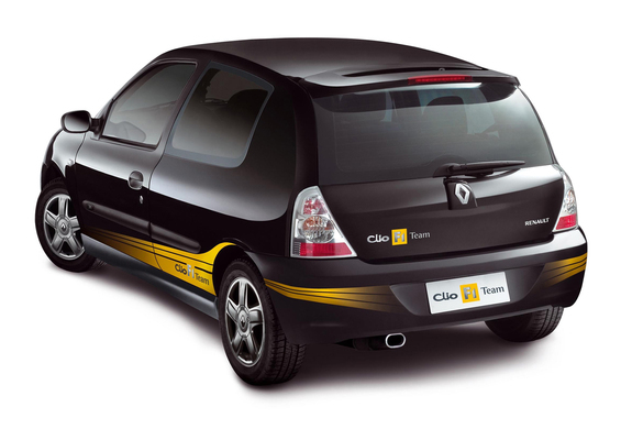 Images of Renault Clio F1 Team 2007