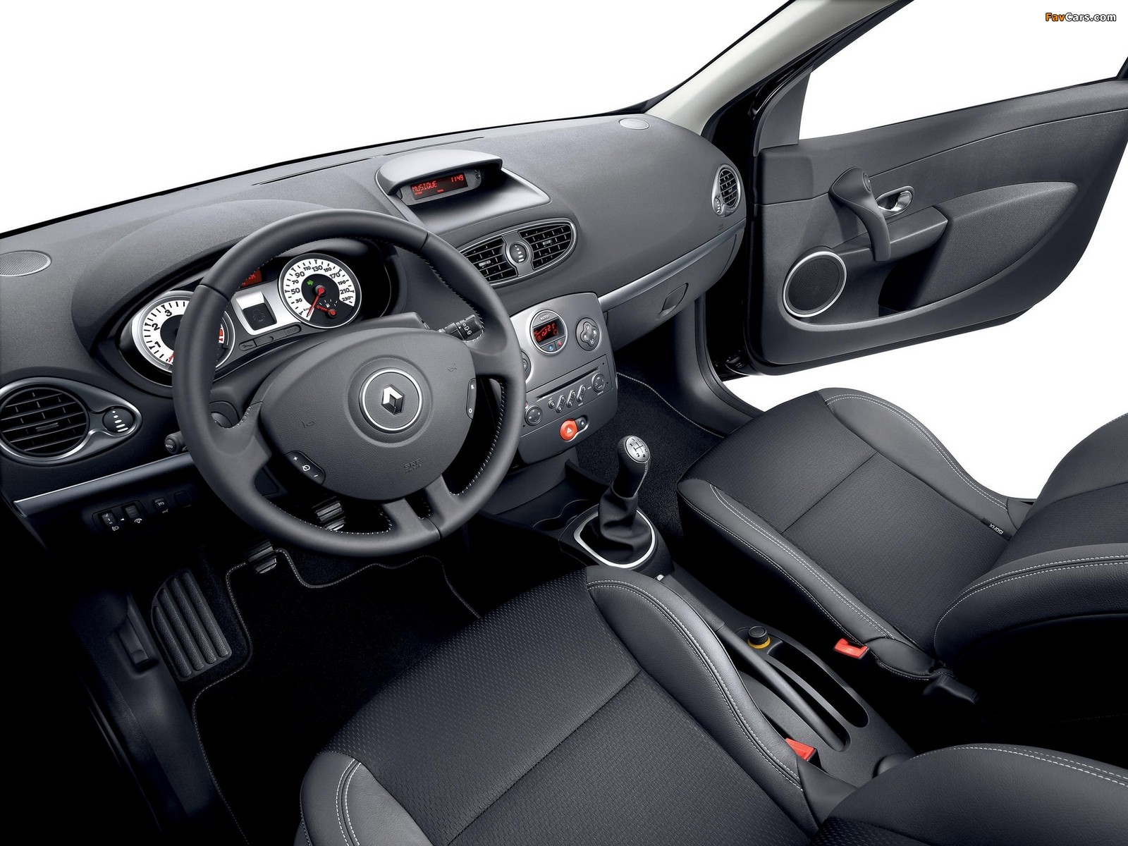 Images of Renault Clio Sport Tourer 2008–09 (1600 x 1200)