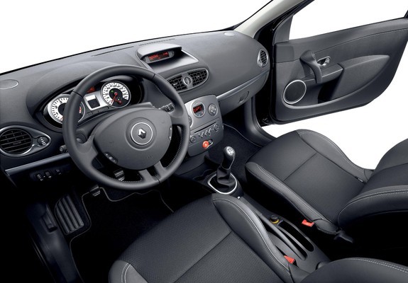 Images of Renault Clio Sport Tourer 2008–09