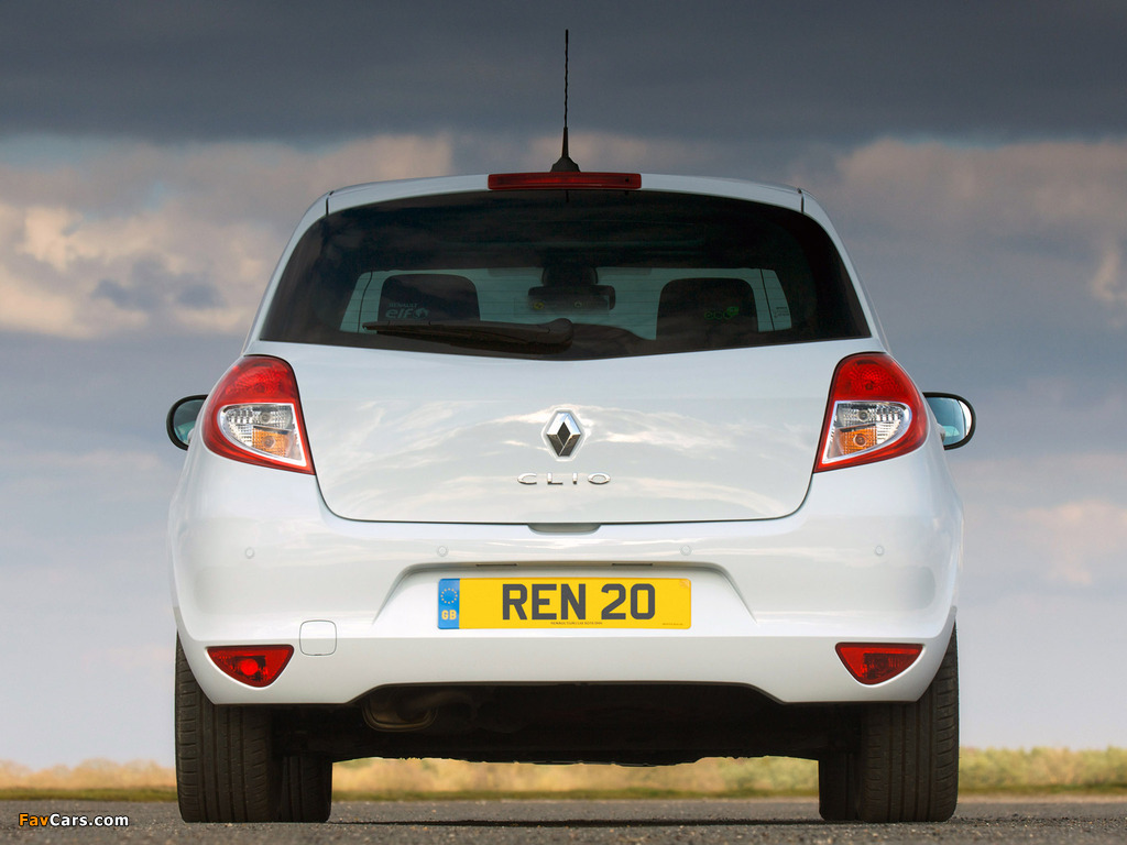 Images of Renault Clio 20th Limited Edition UK-spec 2010 (1024 x 768)