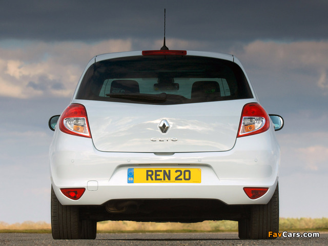 Images of Renault Clio 20th Limited Edition UK-spec 2010 (640 x 480)