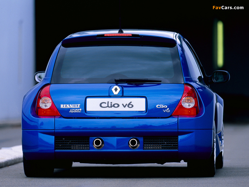 Photos of Renault Clio V6 Sport 2003–04 (800 x 600)