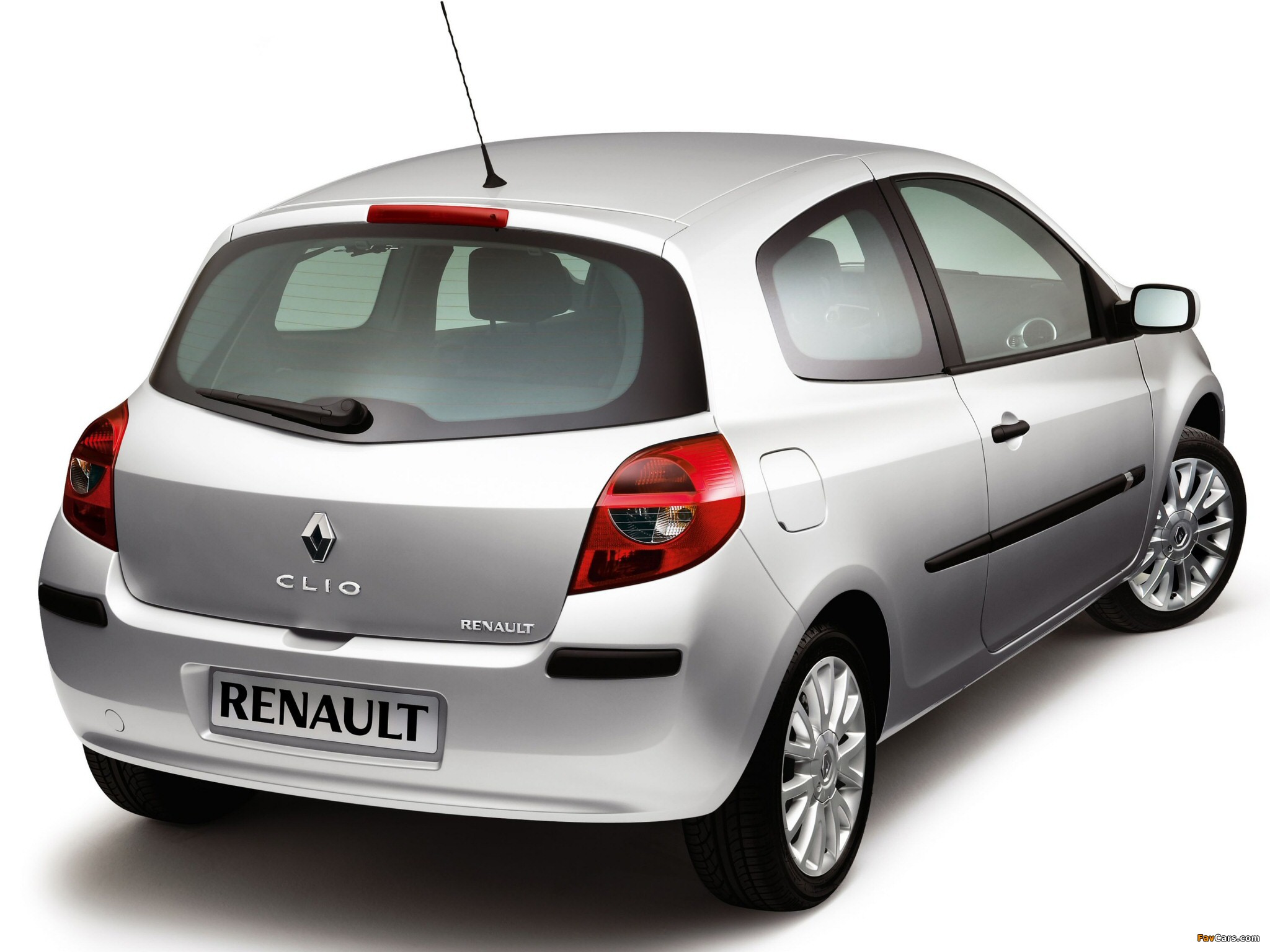 Photos of Renault Clio 3-door 2005–09 (2048 x 1536)