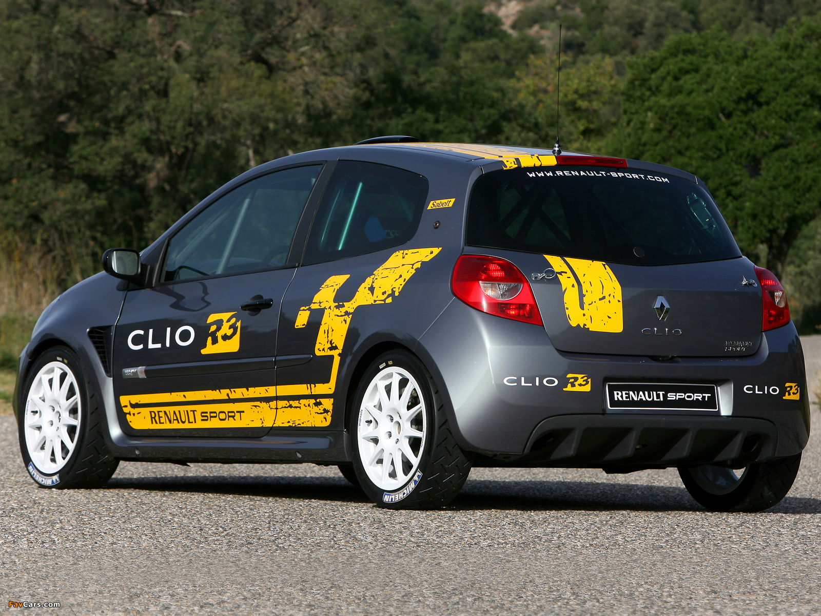 Photos of Renault Clio R3 2010–12 (1600 x 1200)