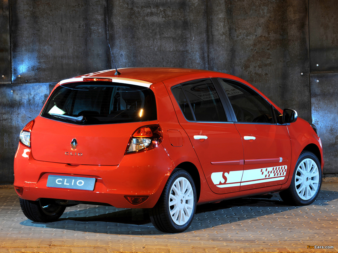 Photos of Renault Clio S 5-door ZA-spec 2010–12 (1280 x 960)