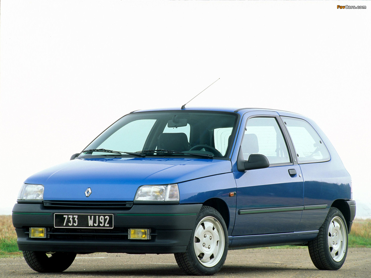 Pictures of Renault Clio 3-door 1990–97 (1280 x 960)