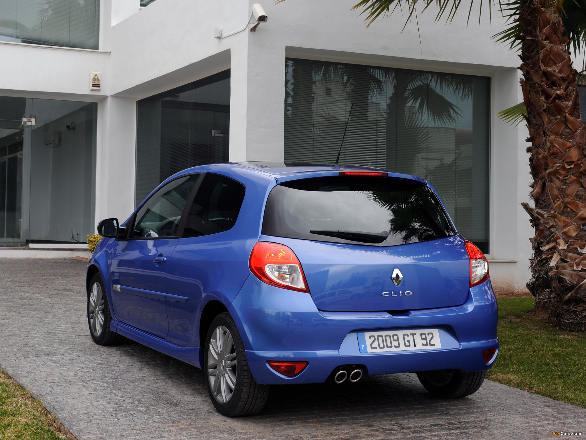 Pictures of Renault Clio GT 2009–12 (2048 x 1536)