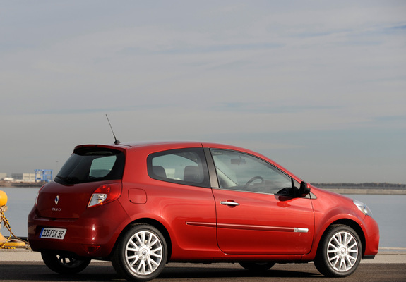 Pictures of Renault Clio 3-door UK-spec 2009–12