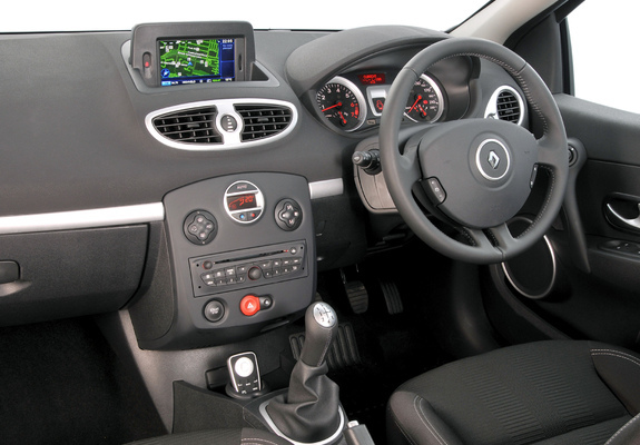 Pictures of Renault Clio 5-door ZA-spec 2009–12