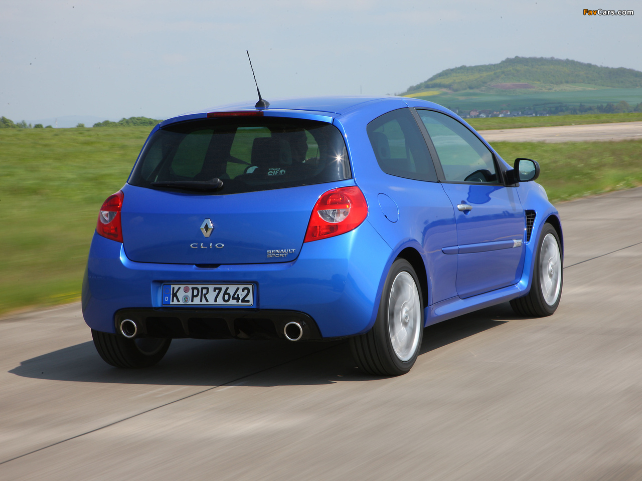Pictures of Renault Clio R.S. 2009–12 (1280 x 960)