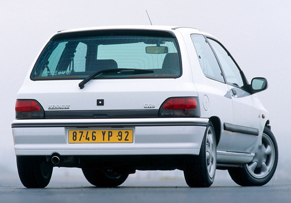 Renault Clio 16S 1994–96 wallpapers