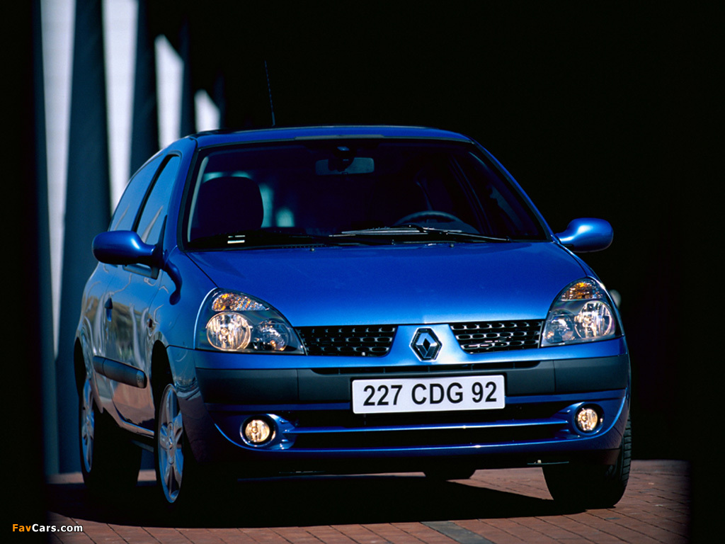 Renault Clio 3-door 2001–05 images (1024 x 768)