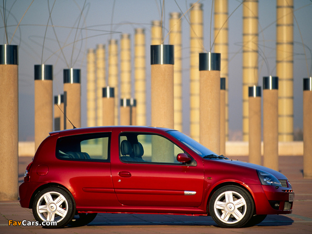 Renault Clio RS 2002–05 wallpapers (640 x 480)