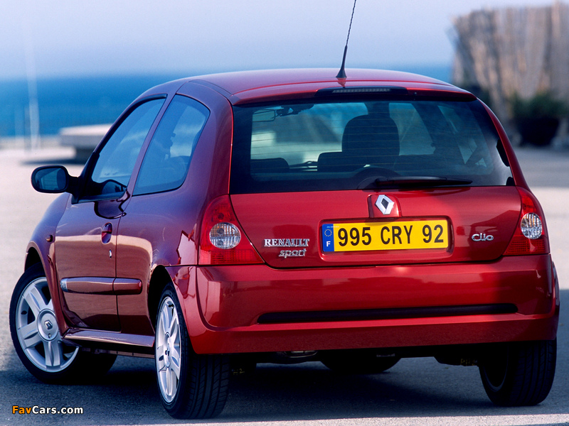 Renault Clio RS 2002–05 wallpapers (800 x 600)