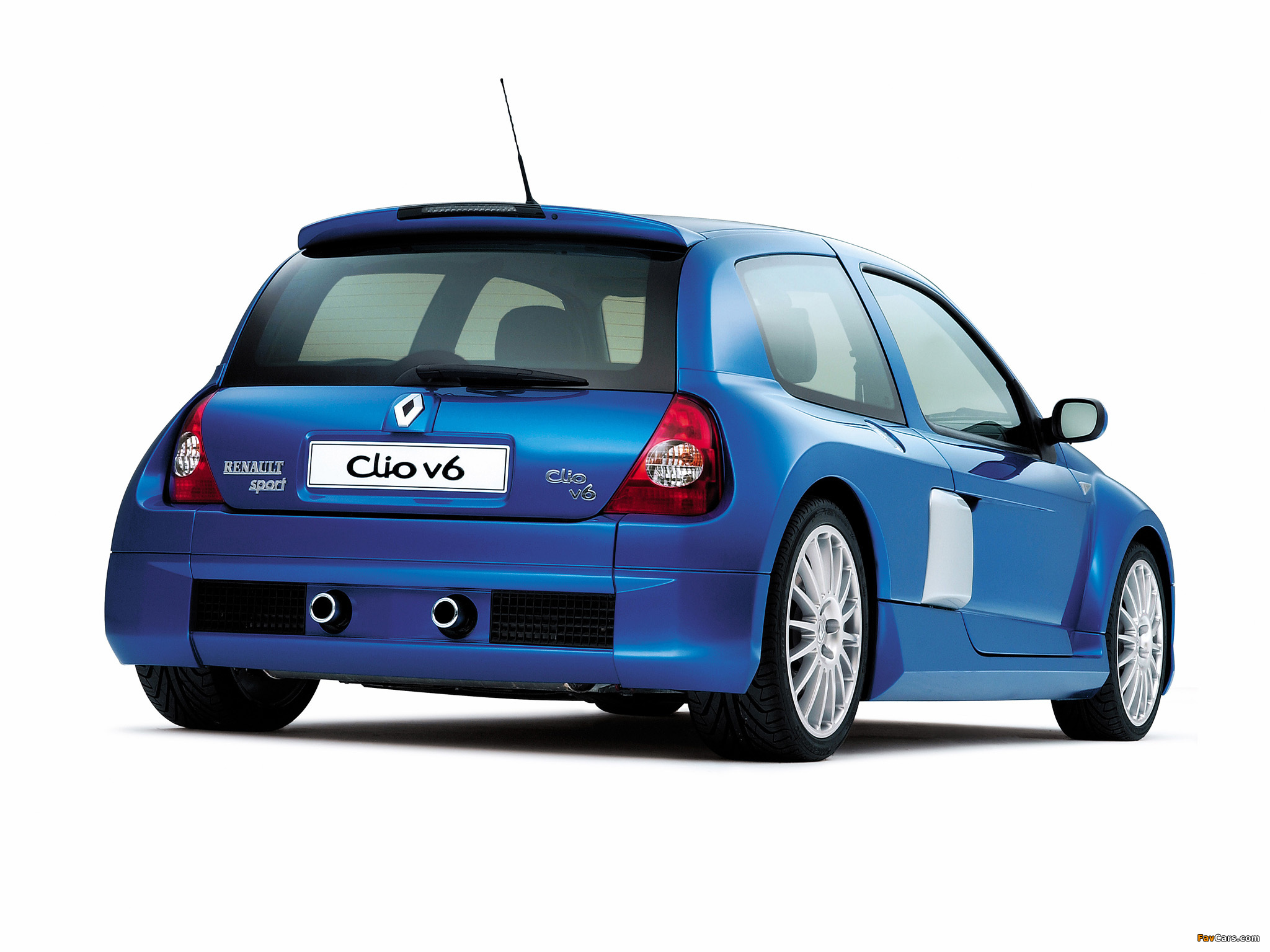 Renault Clio V6 Sport 2003–04 photos (2048 x 1536)