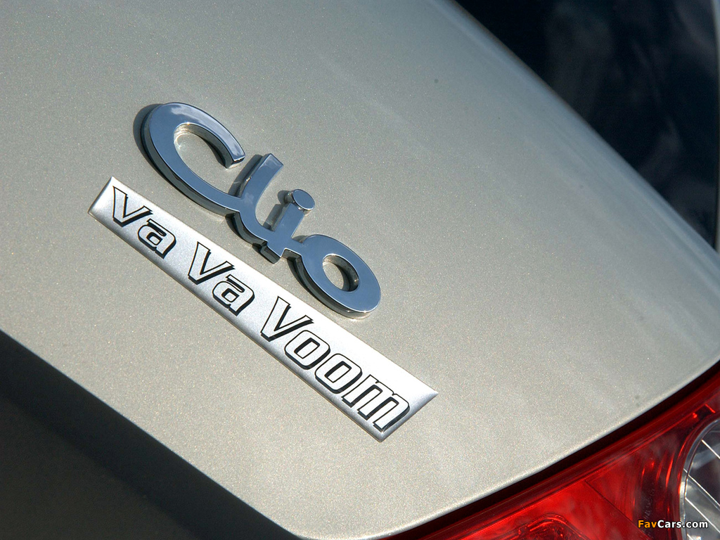 Renault Clio Va Va Voom 2004 pictures (1024 x 768)