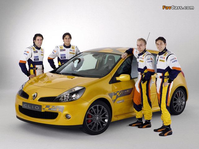 Renault Clio R.S. F1 Team R27 2007 photos (640 x 480)