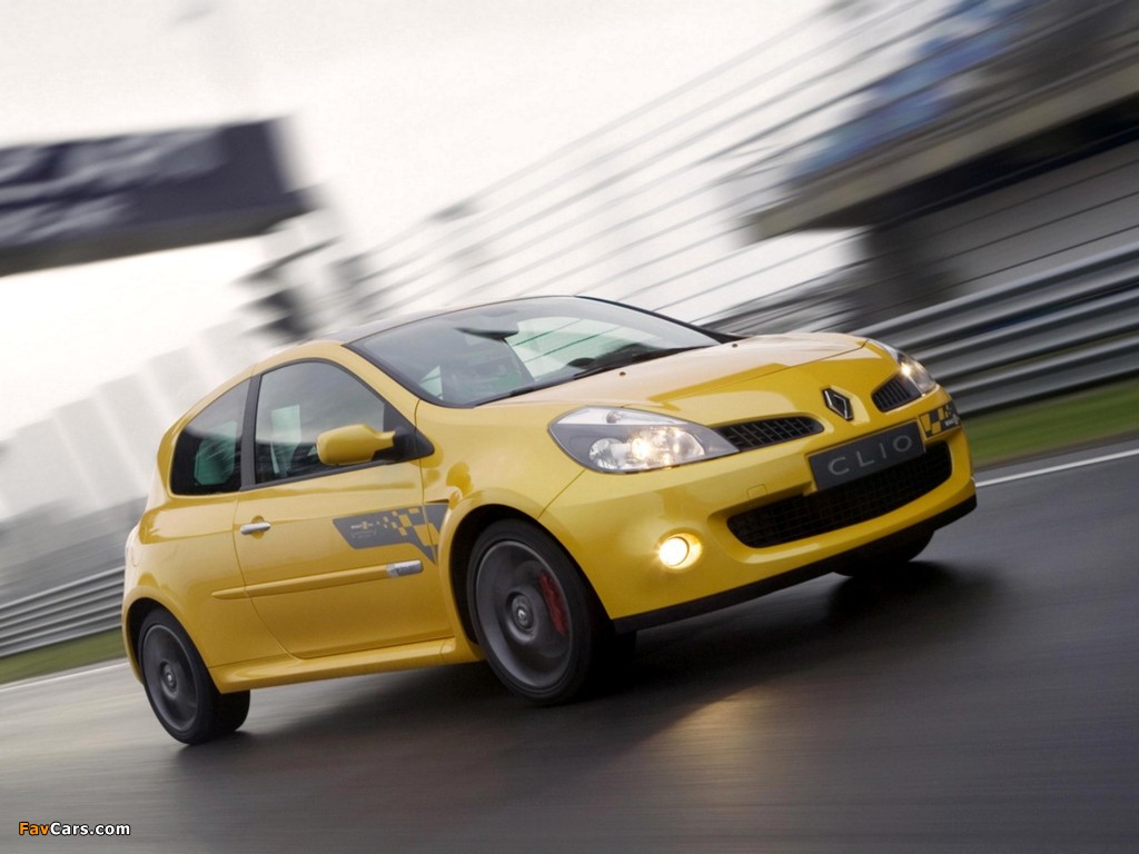 Renault Clio R.S. F1 Team R27 2007 wallpapers (1024 x 768)