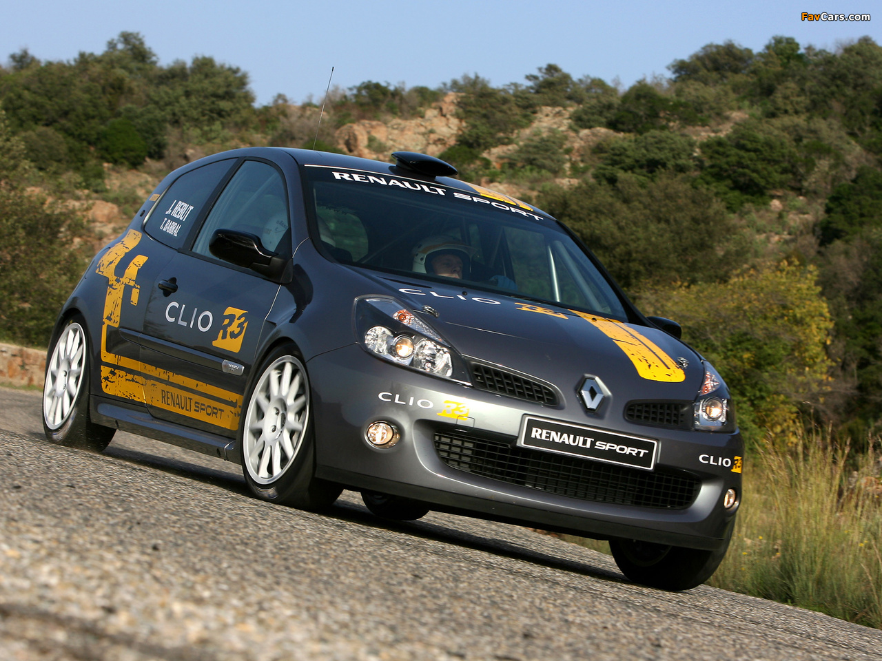 Renault Clio R3 2010–12 photos (1280 x 960)