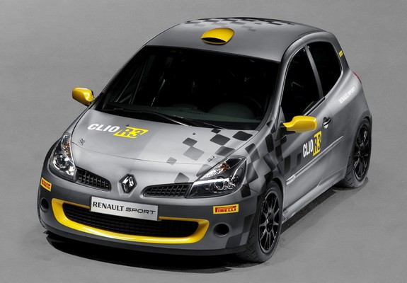 Renault Clio R3 2010–12 pictures