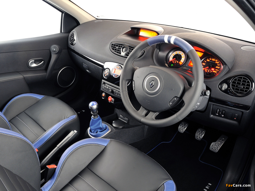 Renault Clio Gordini RS ZA-spec 2011 images (1024 x 768)