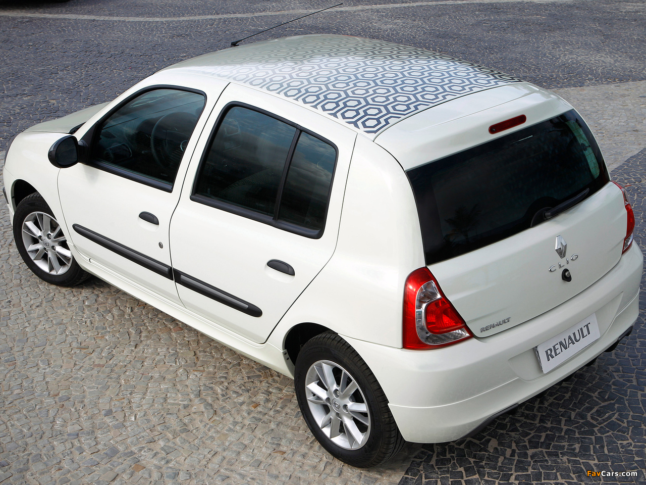 Renault Clio Mercosur 5-door 2012 wallpapers (1280 x 960)
