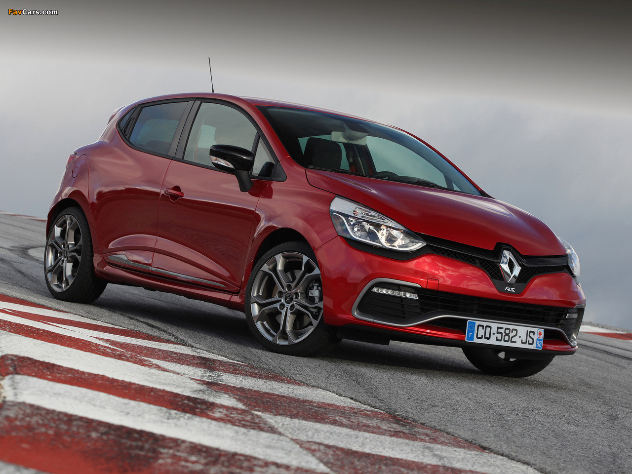 Renault Clio R.S. 200 2013 wallpapers (1280 x 960)