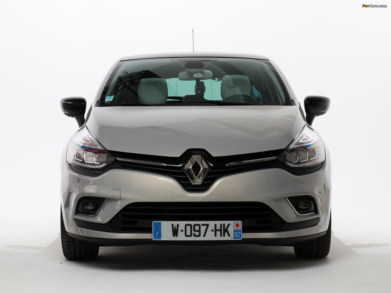 Renault Clio Initiale Paris 2016 photos (1600 x 1200)