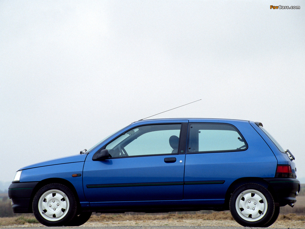 Renault Clio 3-door 1990–97 wallpapers (1024 x 768)