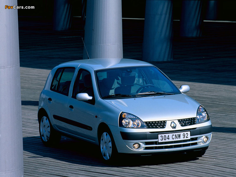 Renault Clio 5-door 2001–05 wallpapers (800 x 600)