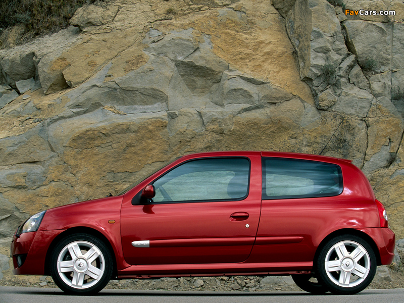 Renault Clio RS 2002–05 wallpapers (800 x 600)