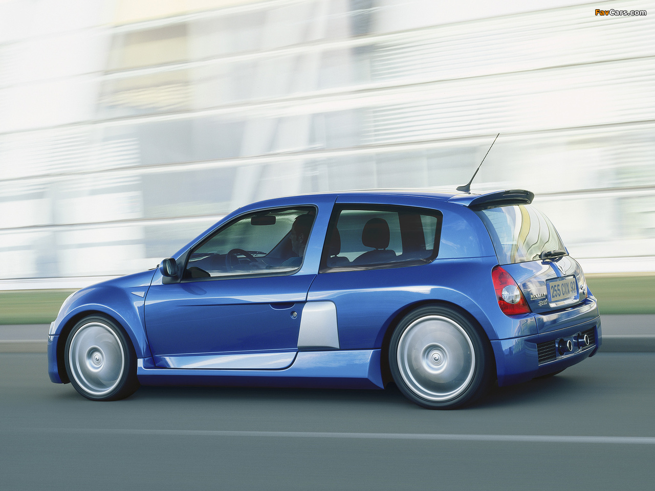 Renault Clio V6 Sport 2003–04 wallpapers (1280 x 960)