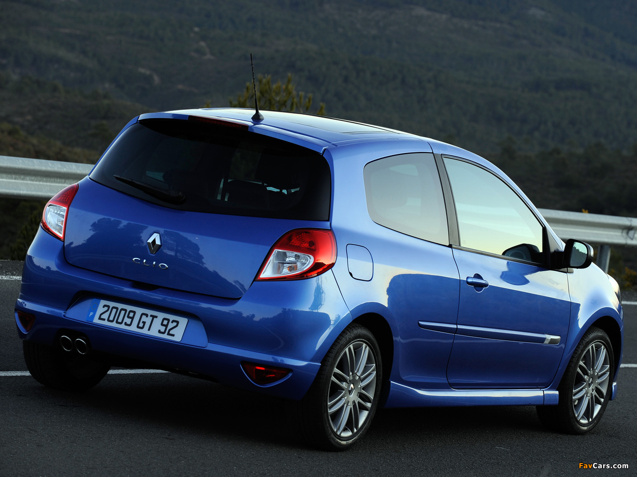 Renault Clio GT 2009–12 wallpapers (1280 x 960)