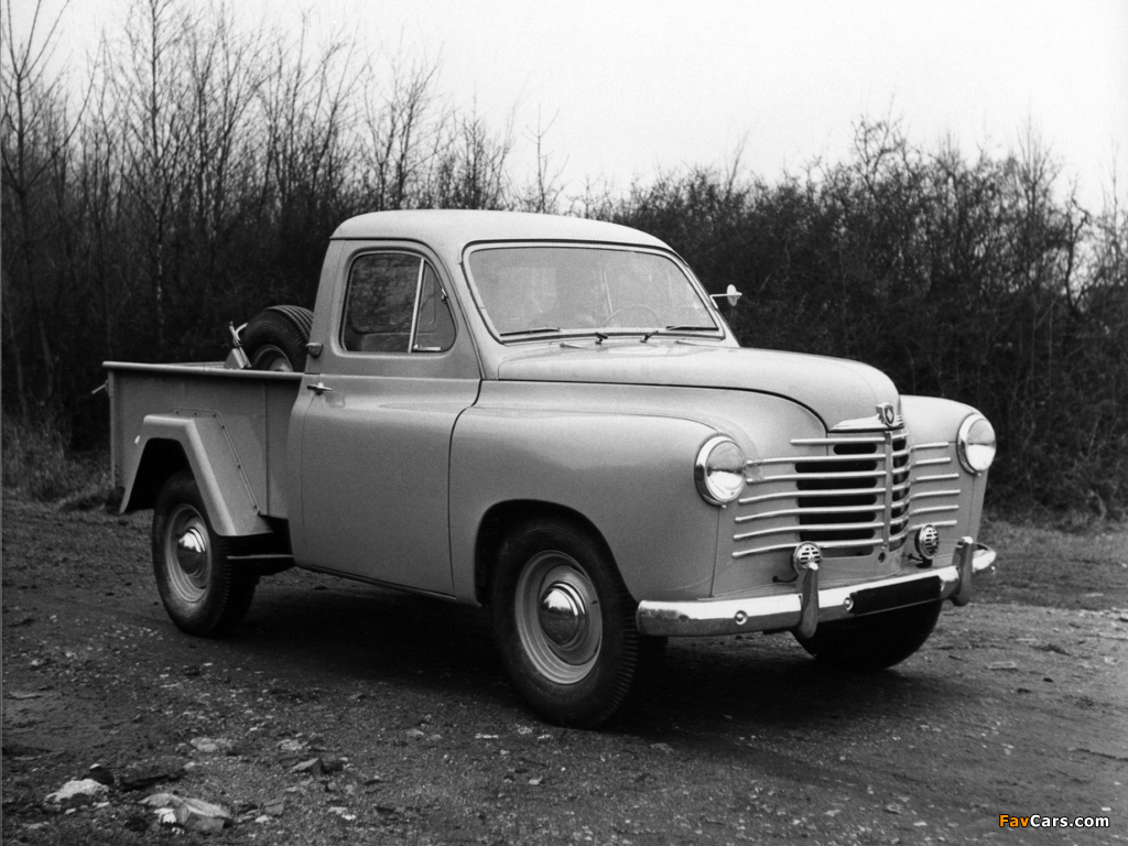 Photos of Renault Colorale Pickup 1950–57 (1024 x 768)