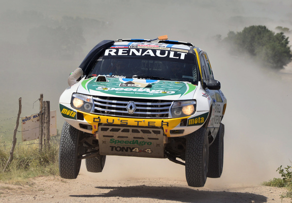 Pictures of Renault Duster Rally Dakar 2013