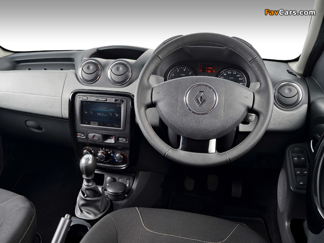 Renault Duster ZA-spec 2013 wallpapers (640 x 480)