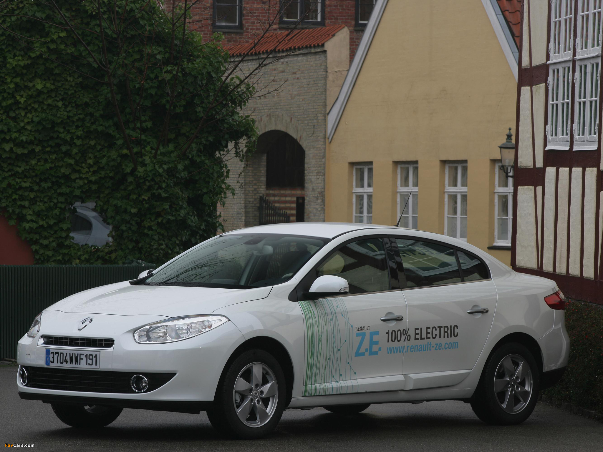 Photos of Renault Fluence Z.E. 2010 (2048 x 1536)