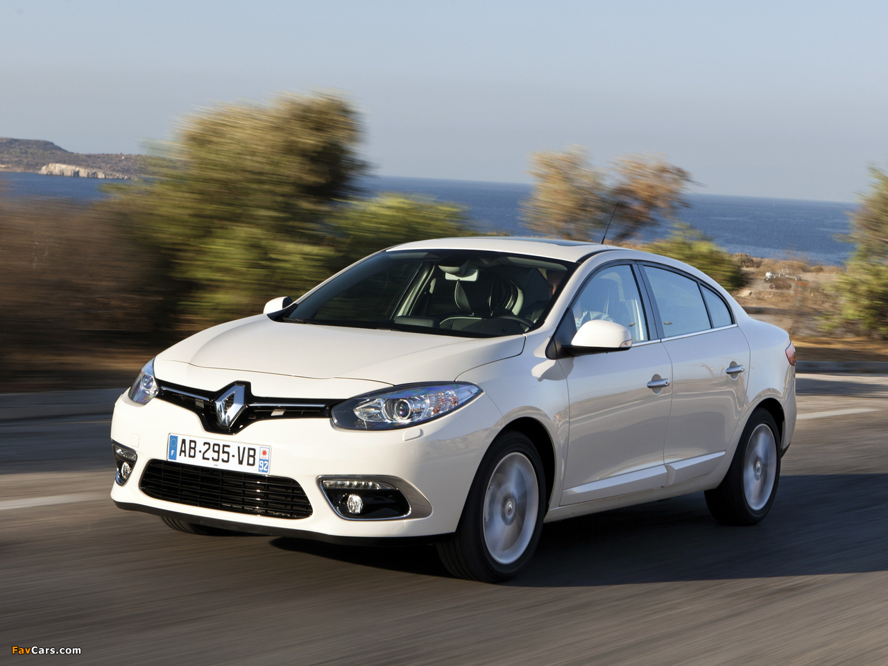 Photos of Renault Fluence 2012 (1280 x 960)