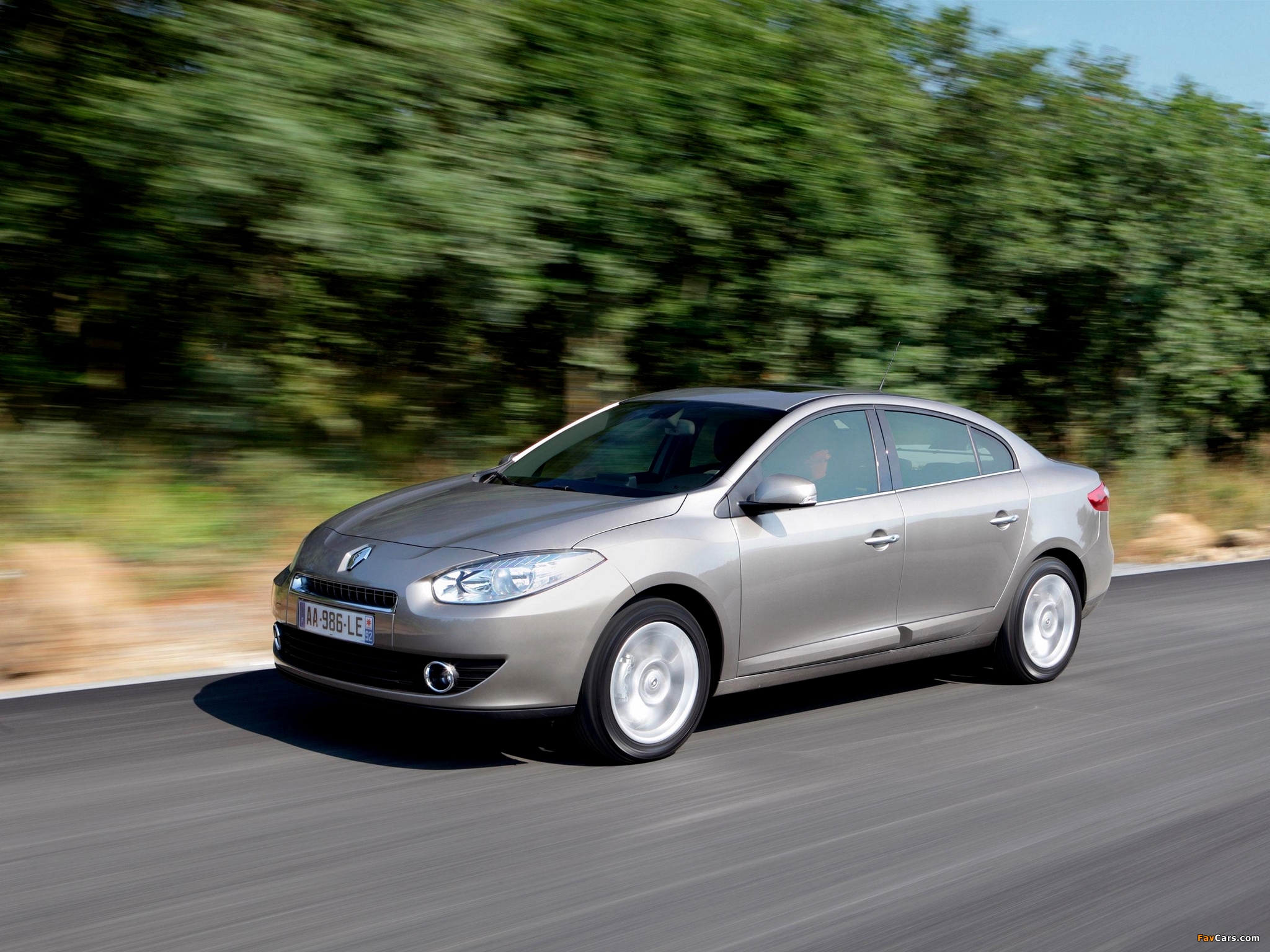 Pictures of Renault Fluence 2009 (2048 x 1536)