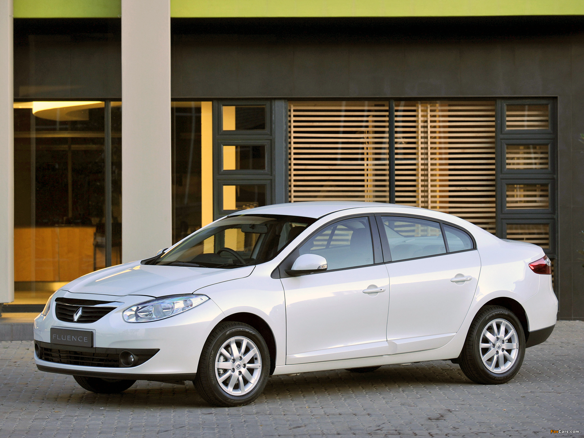 Pictures of Renault Fluence ZA-spec 2010 (2048 x 1536)