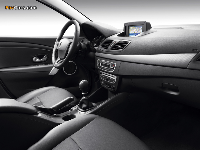 Pictures of Renault Fluence Black Edition 2012 (640 x 480)