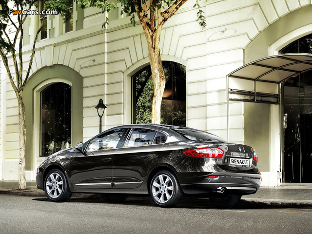 Renault Fluence 2009 wallpapers (640 x 480)