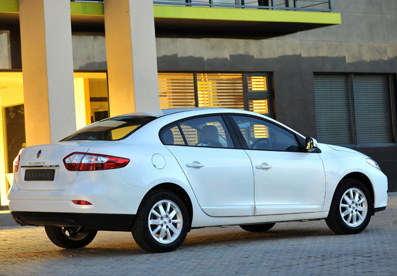 Renault Fluence ZA-spec 2010 pictures