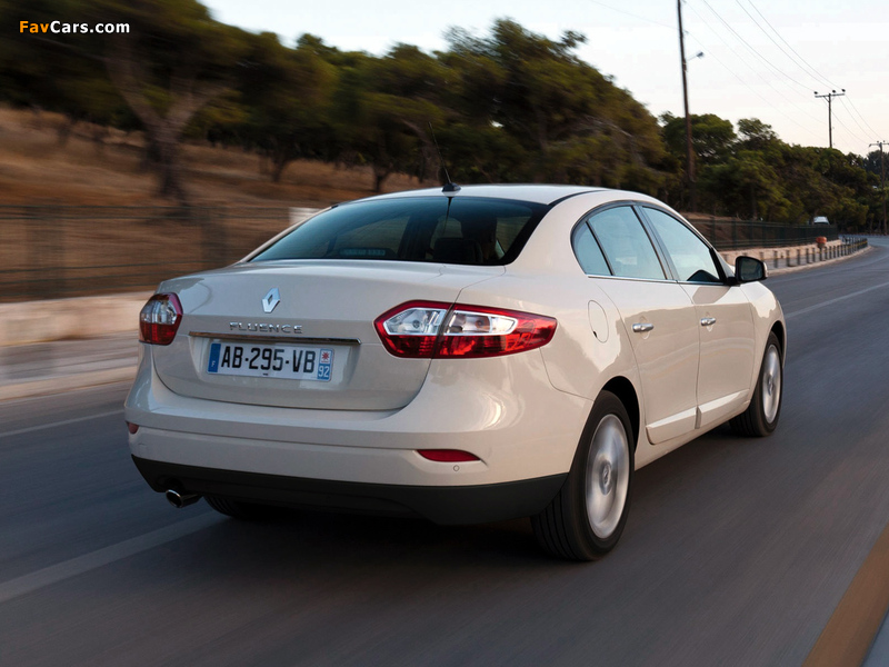 Renault Fluence 2012 images (800 x 600)