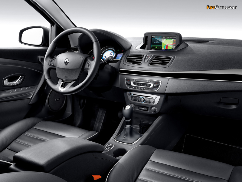 Renault Fluence 2012 images (800 x 600)