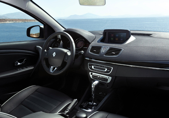 Renault Fluence 2012 pictures