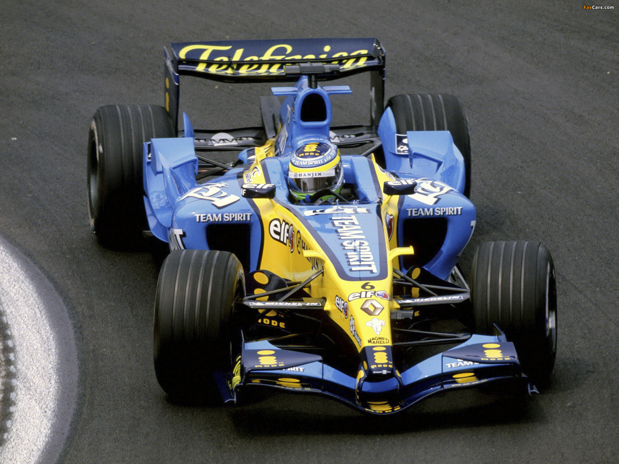 Images of Renault R25 2005 (2048 x 1536)